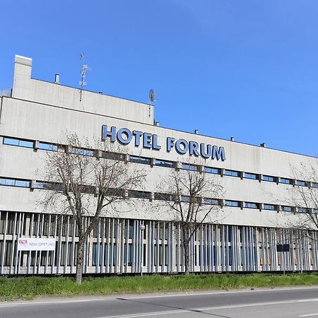 Hotel Forum SantʼIlario dʼEnza Kültér fotó